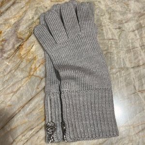Michael kors gloves